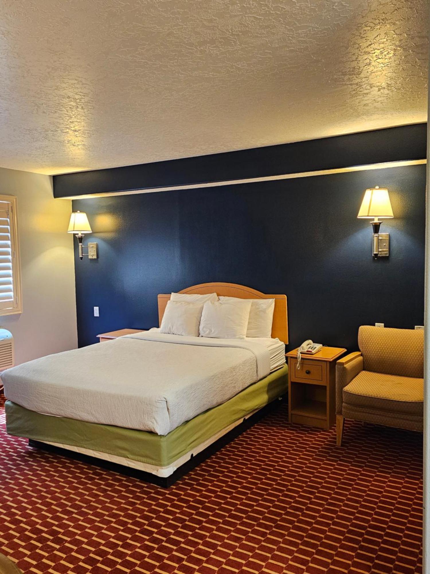 Executive Inn & Suites Extended Stay - Vernal Exterior foto